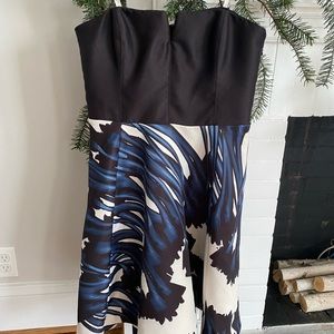 Halston Heritage Size 10 Strapless Dress